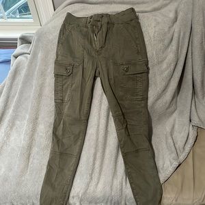 American Eagle skinny cargo pants